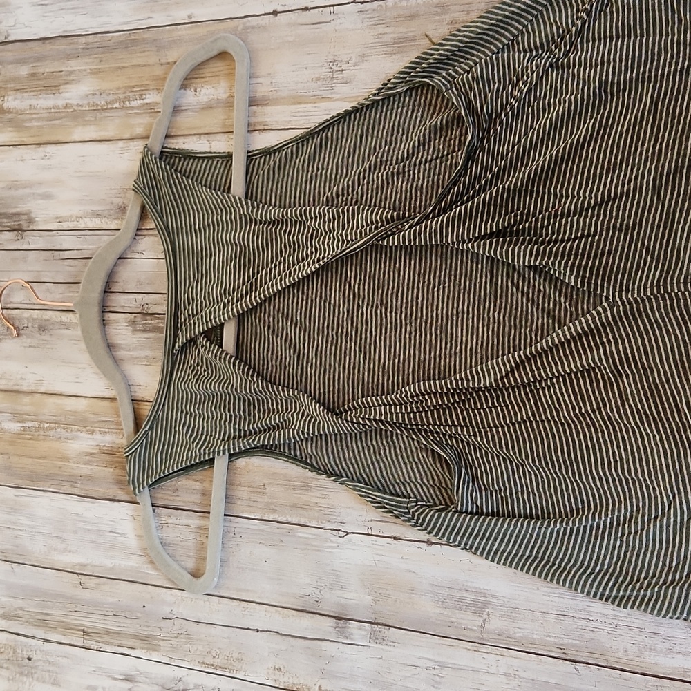 Open Back Frayed Tank - Picture 3 of 4